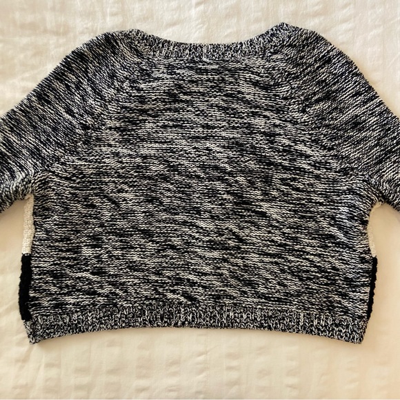 Express Black & White Color-blocked Striped Knit Sweater - Picture 11 of 15